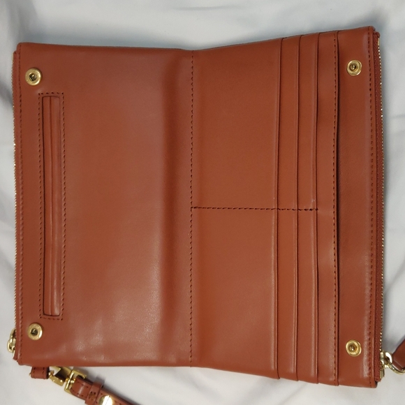 Want Les Essentiels | Amber Grain | Slim Aquino Bifold Zip Wallet - Picture 3 of 3